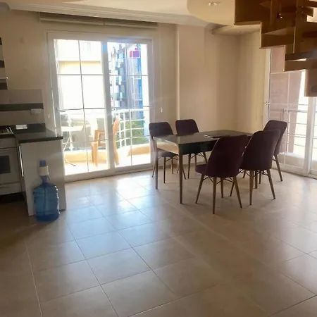 Apartamento Duplex Near The Cleopatra Beach In